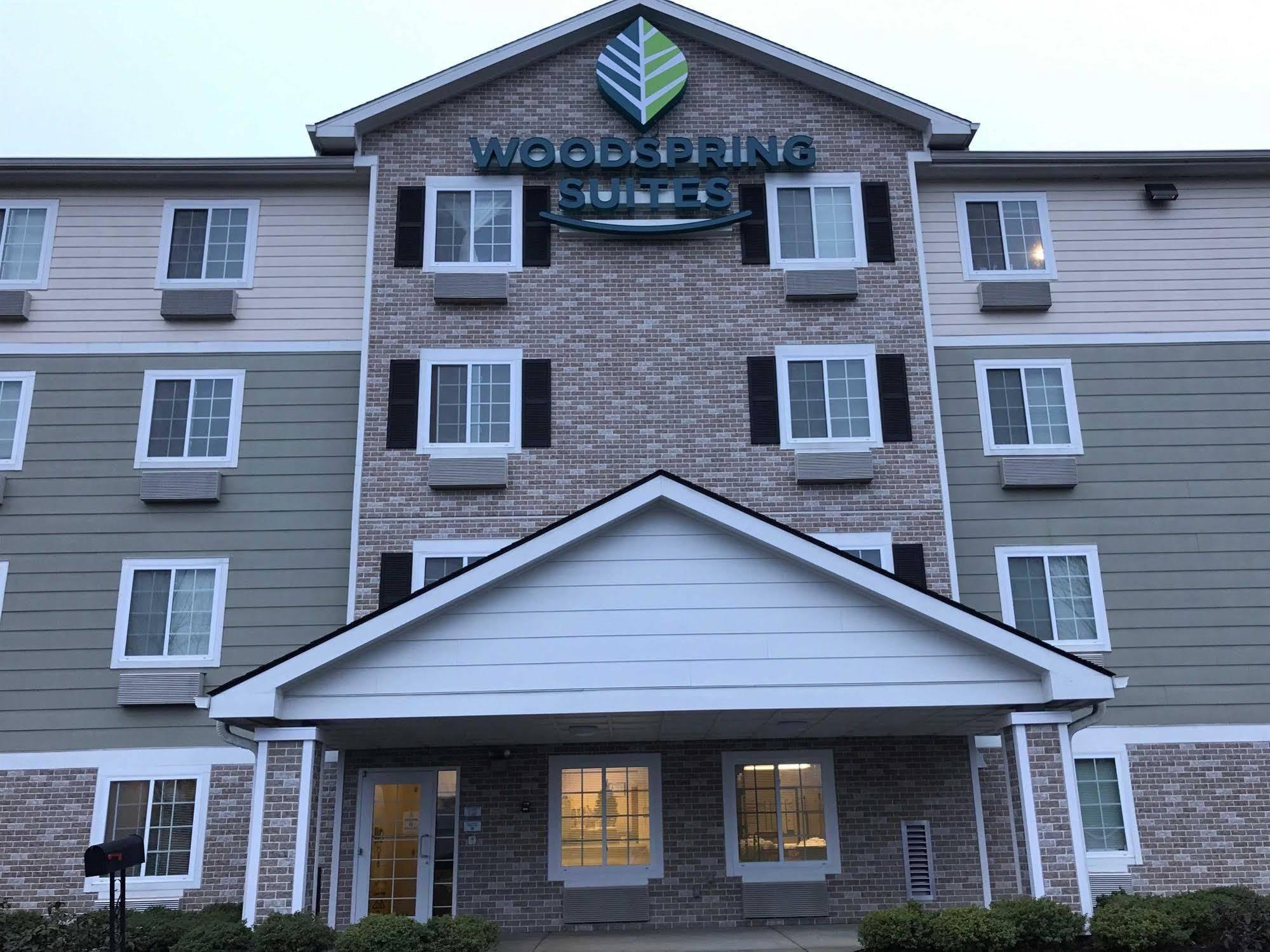 Woodspring Suites Raleigh Apex Esterno foto